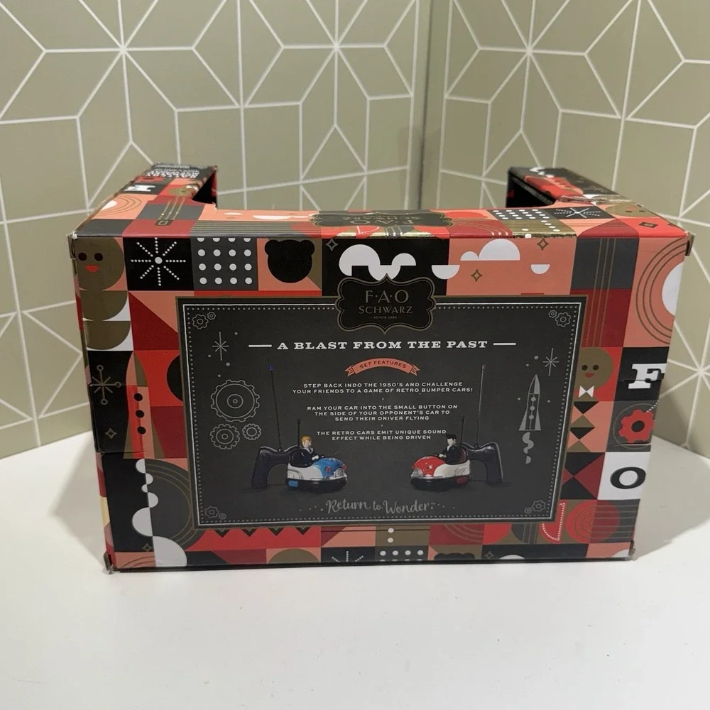 FAO Schwarz Remote Control Retro Bumper Car Set 1950s Retro Design Sound Effects